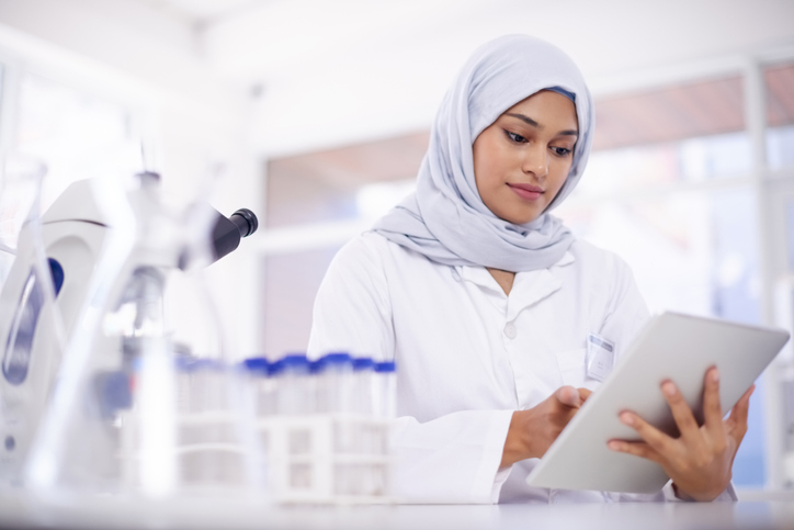 Saudi Arabia Woman in Science