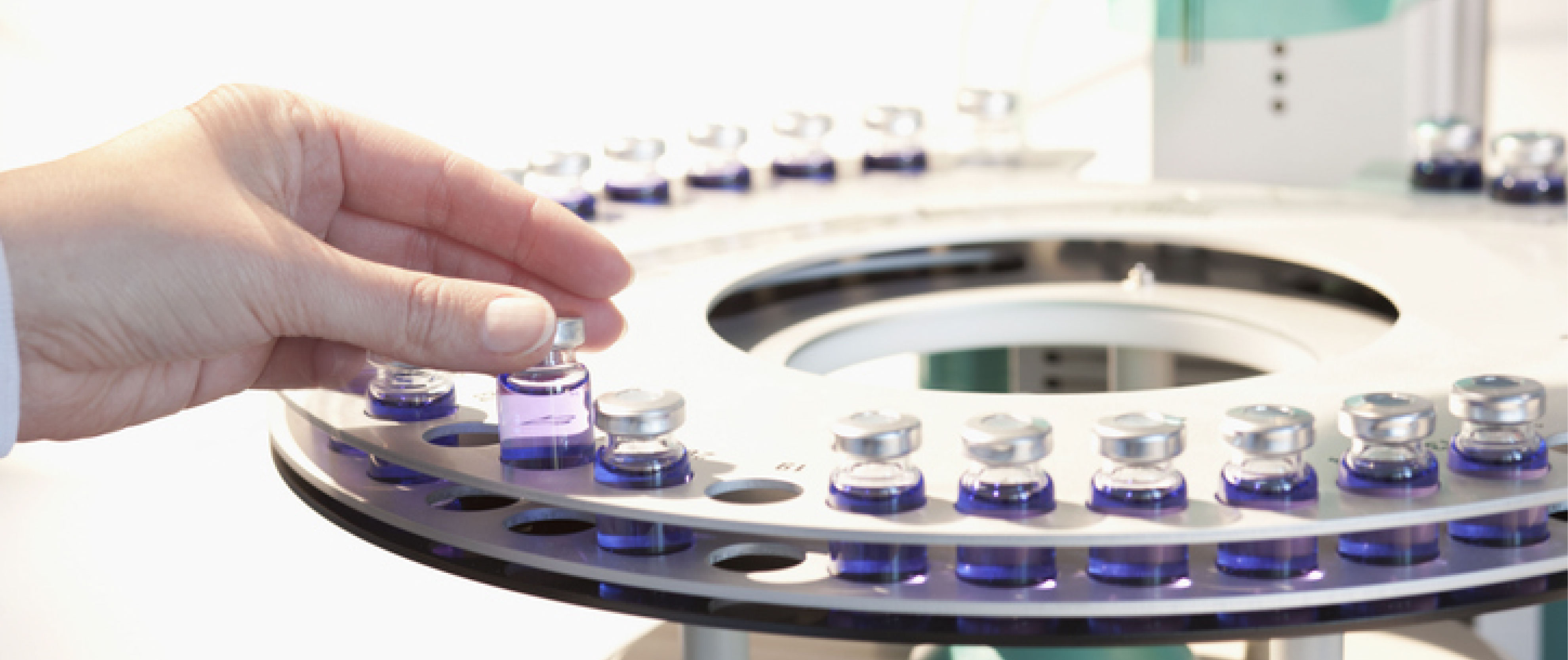 Degradation of metaldehyde through photolysis of TiO2 and H2O2